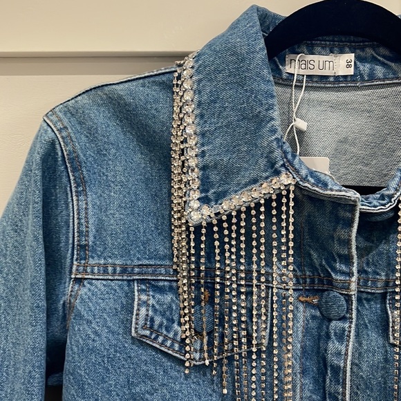 NWT UNIQUE QUEEN 🐝 INSPIRED DENIM JACKET - Picture 1 of 7